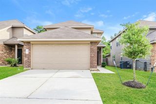 352 Upper Creek Drive, Willis, TX 77378