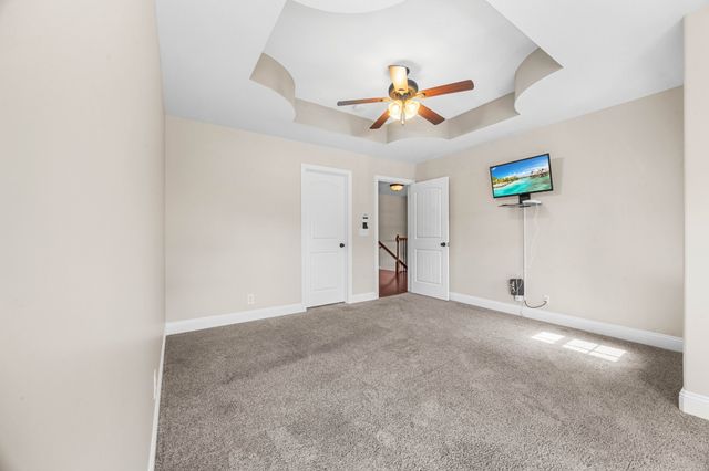 1789 Double R Blvd, Clarksville, TN 37042