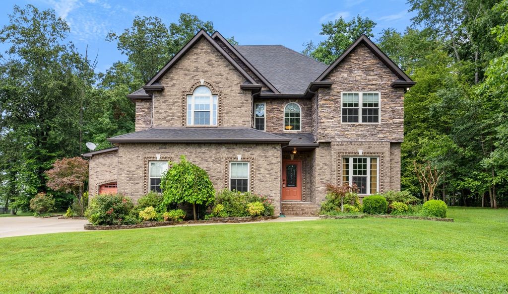 1789 Double R Blvd, Clarksville, TN 37042