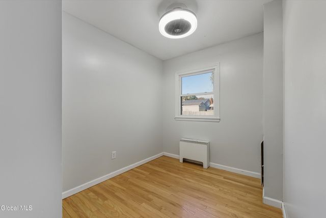 1 Winston Place, Colonie, NY 12205