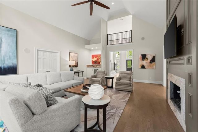 1460 Lakemist Court, Roswell, GA 30075