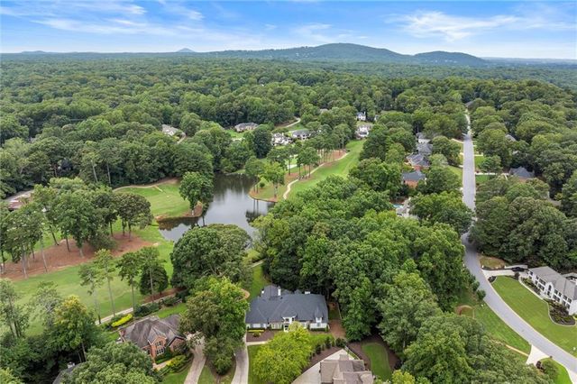 1460 Lakemist Court, Roswell, GA 30075