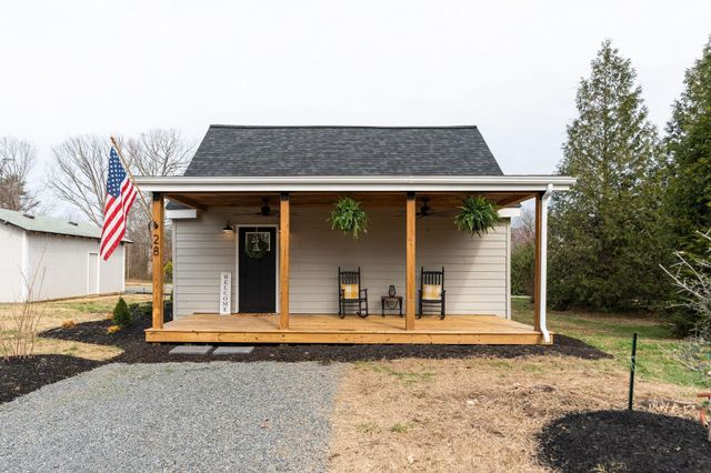 28 JONES CREEK RD, Arrington, VA 22922