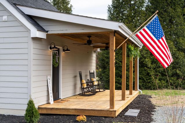 28 JONES CREEK RD, Arrington, VA 22922