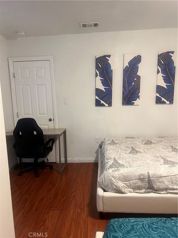 904 S Del Mar, San Gabriel, CA 91776