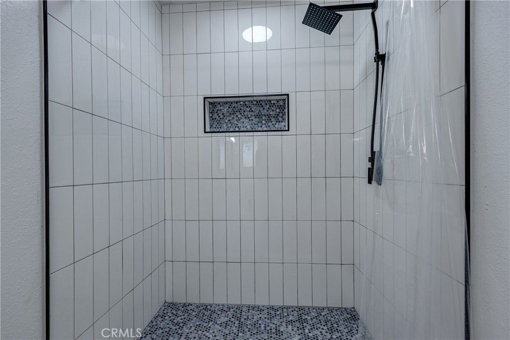 Image 23 of property listing at 26959 Meridian, Hemet, CA 92544