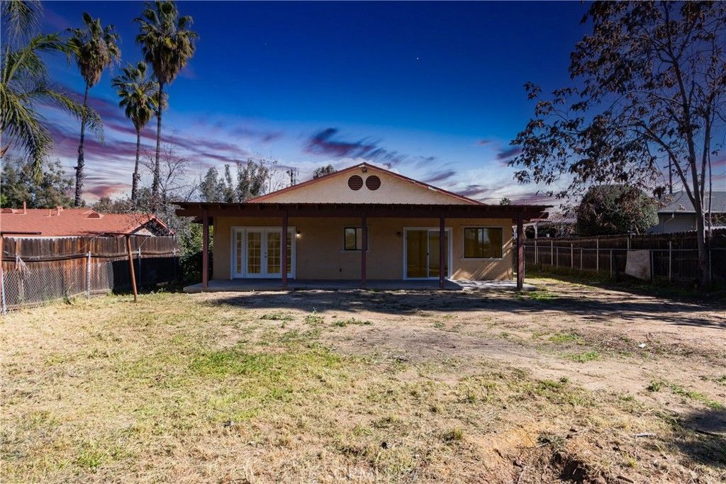 Image 29 of property listing at 26959 Meridian, Hemet, CA 92544