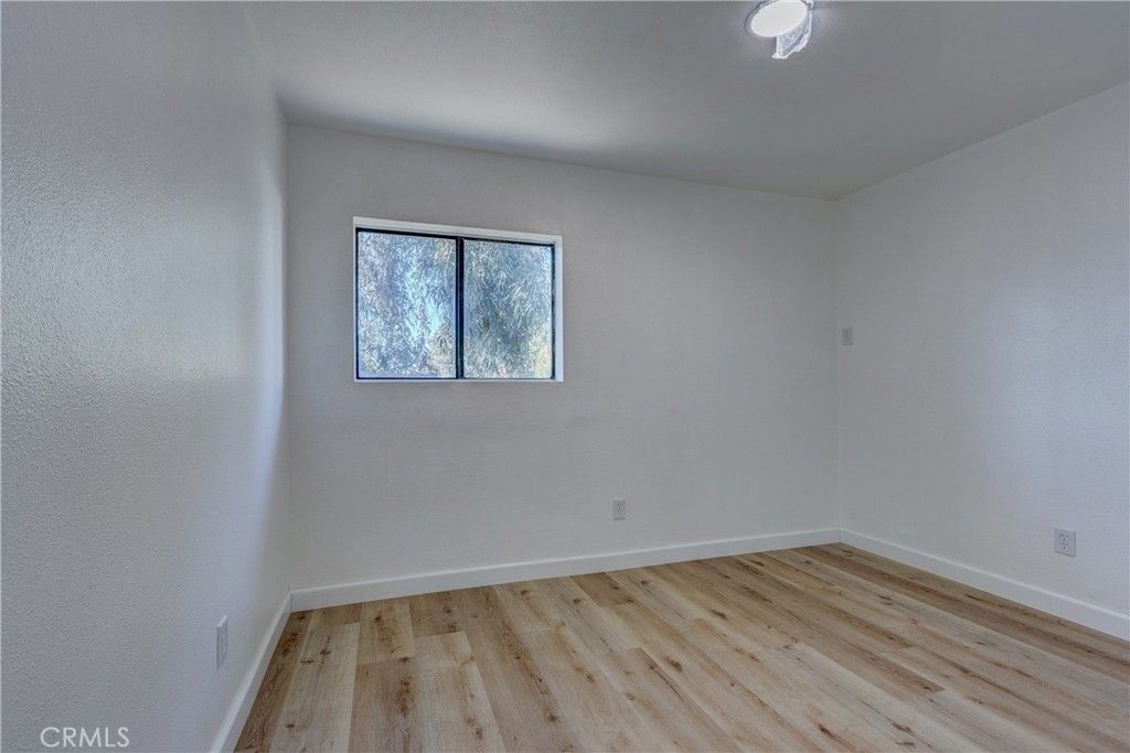 Image 36 of property listing at 26959 Meridian, Hemet, CA 92544