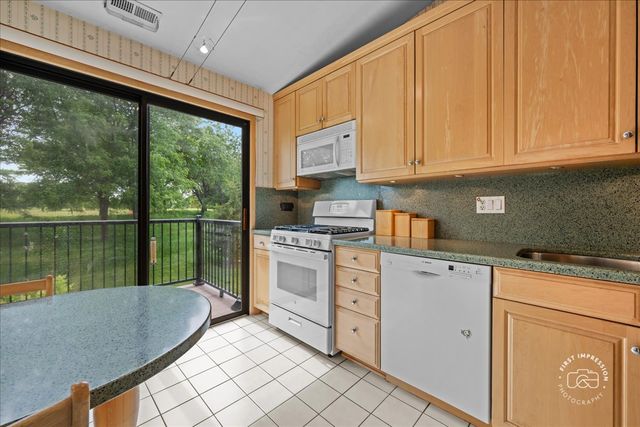 356 Elizabeth Drive C, Wood Dale, IL 60191