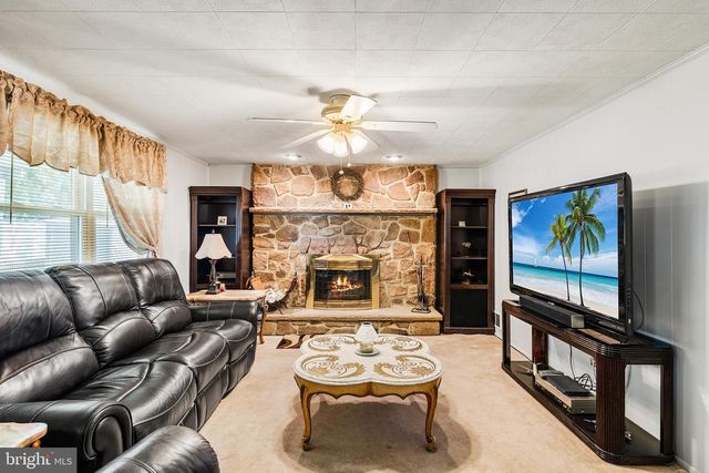 1669 RADBURN RD, Bensalem, PA 19020