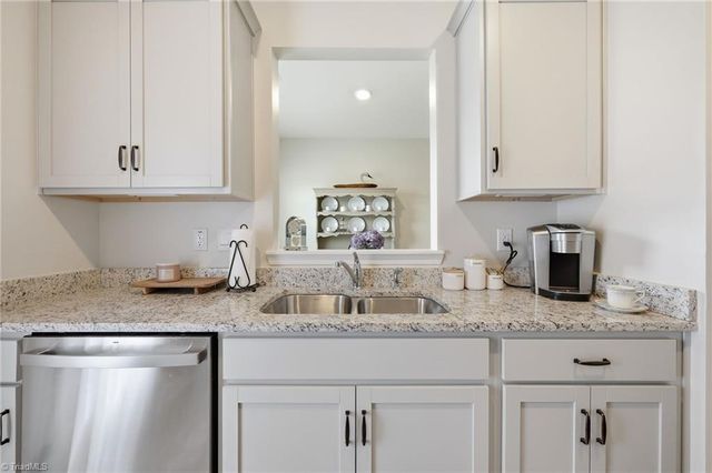 1365 Isley Lane, Kernersville, NC 27284