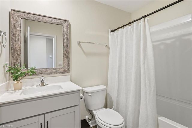 1365 Isley Lane, Kernersville, NC 27284