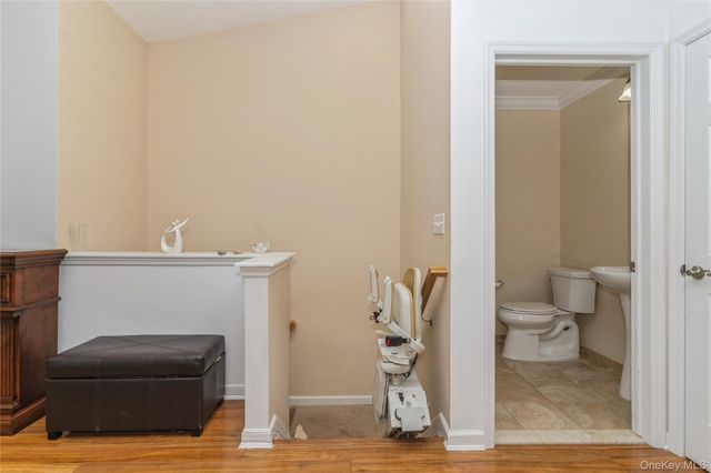 218 Willow Lane, Valley Stream, NY 11580