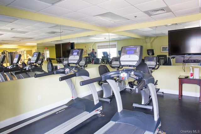 218 Willow Lane, Valley Stream, NY 11580