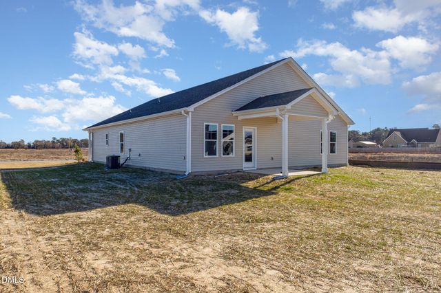 103 Lola Place, La Grange, NC 28551