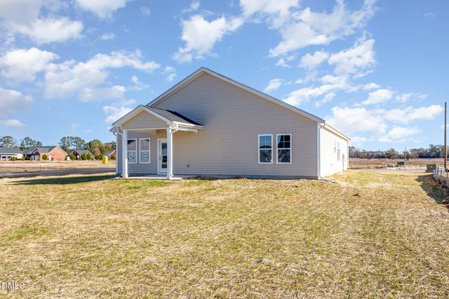 103 Lola Place, La Grange, NC 28551