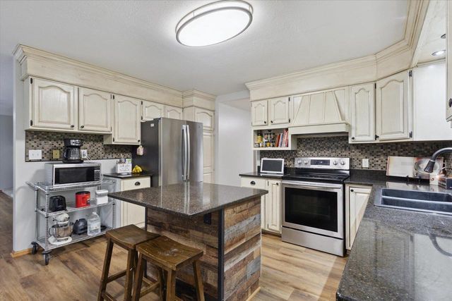 4828 N Brentwood Drive, Milton, WI 53563