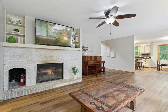 4828 N Brentwood Drive, Milton, WI 53563