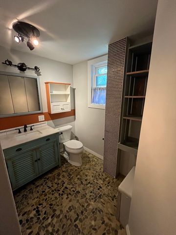 69 Summit Ave 1, Winthrop, MA 02152