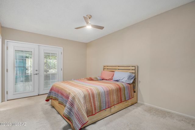 392 W Rio Altar, Green Valley, AZ 85614