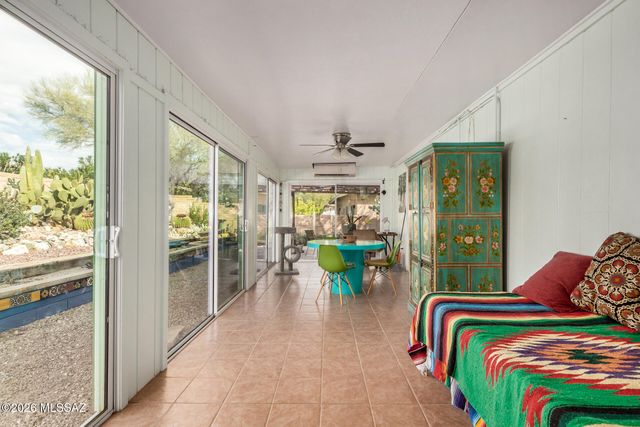 392 W Rio Altar, Green Valley, AZ 85614