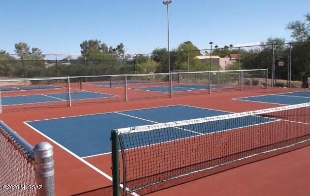 392 W Rio Altar, Green Valley, AZ 85614