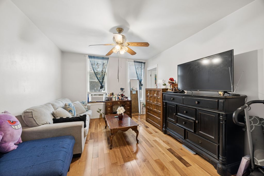3037 S Saint Louis Avenue, Chicago, IL 60623 — photo 2