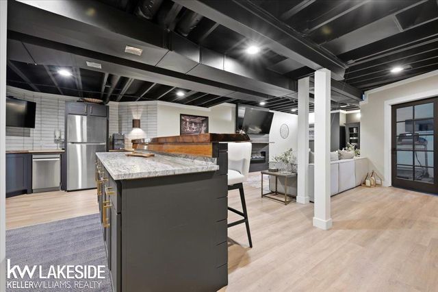 61030 Miriam Drive, Washington Twp, MI 48094