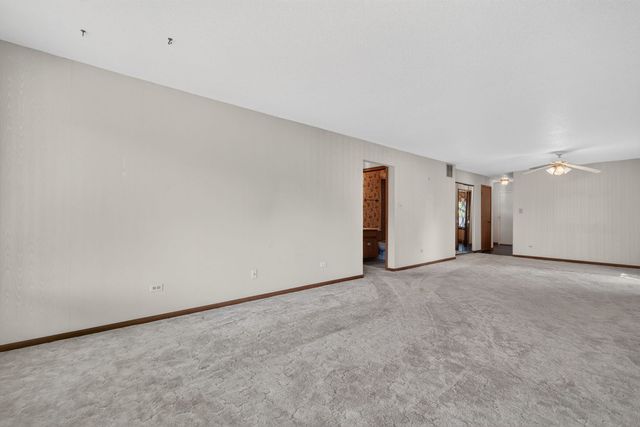 914 Shagbark Road 914, New Lenox, IL 60451