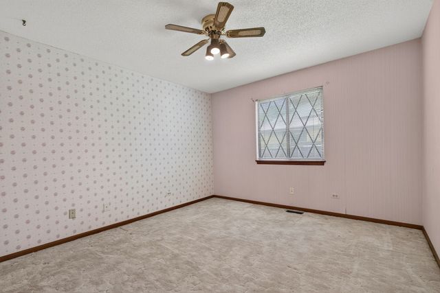 914 Shagbark Road 914, New Lenox, IL 60451