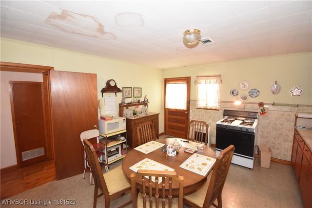 237 E 4th Street, Booneville, AR 72927