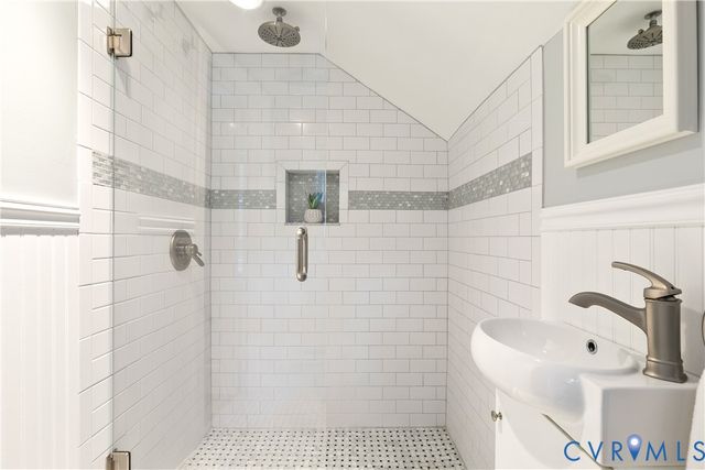 1719 W Laburnum Ave, Richmond, VA 23227