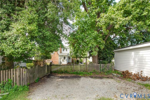 1719 W Laburnum Ave, Richmond, VA 23227