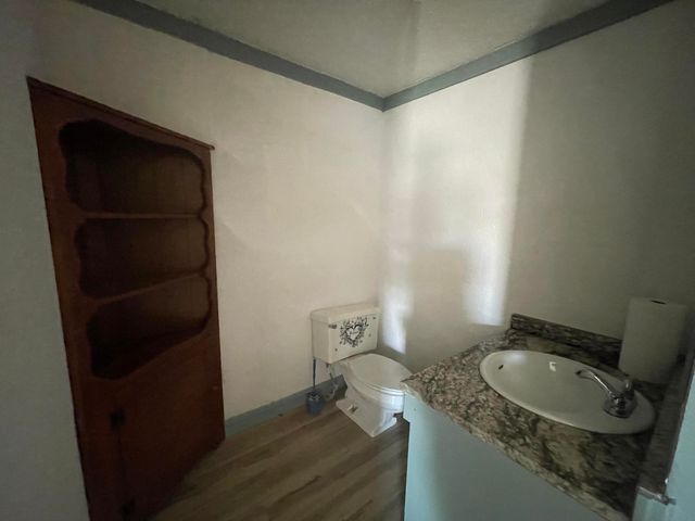 325 S 13th Street, Slaton, TX 79364