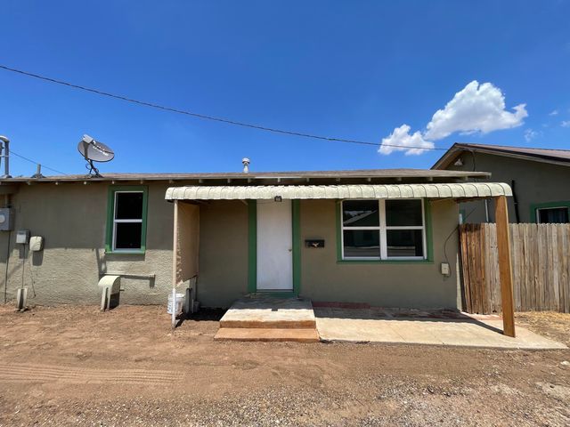 325 S 13th Street, Slaton, TX 79364