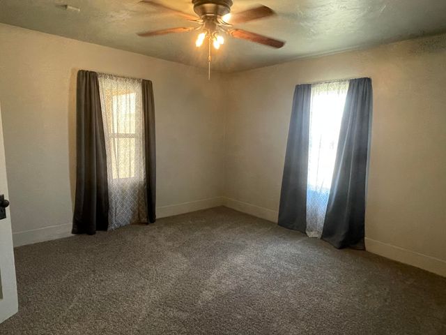 325 S 13th Street, Slaton, TX 79364