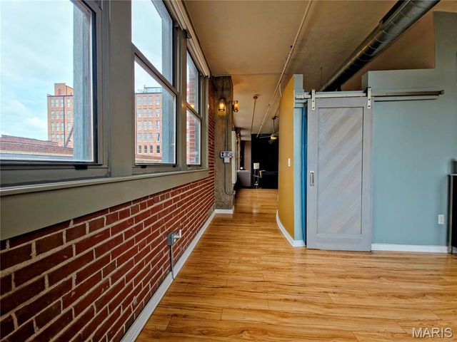 1627 Locust Street 402, St Louis, MO 63103