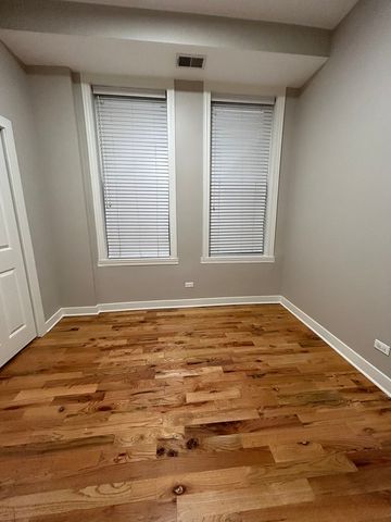 753 W Buckingham Place 1, Chicago, IL 60657