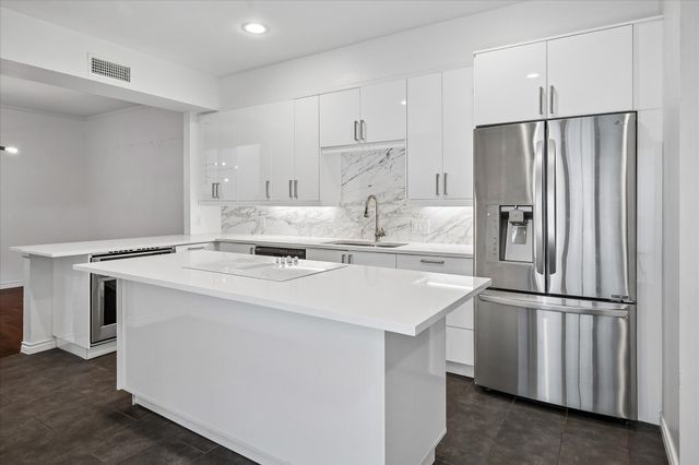 12446 Montego Plaza, Dallas, TX 75230