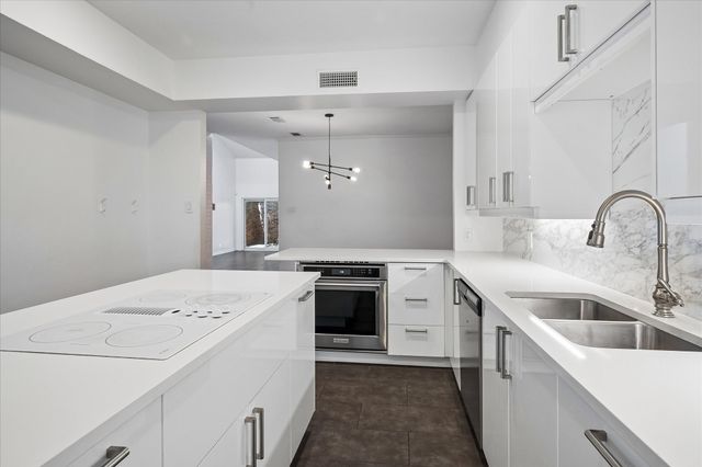 12446 Montego Plaza, Dallas, TX 75230