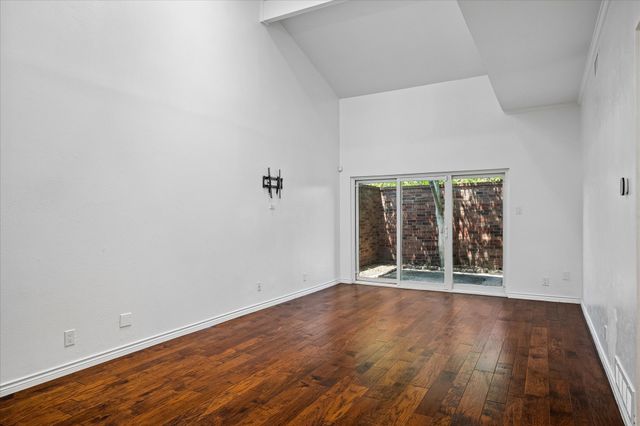 12446 Montego Plaza, Dallas, TX 75230