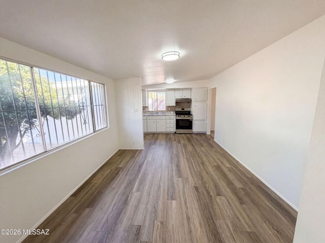 7266 E 29th Street, Tucson, AZ 85710