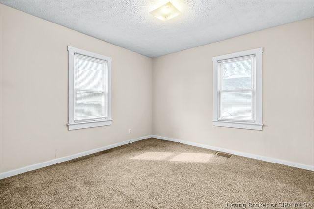 1327 E 8th Street, Jeffersonville, IN 47130