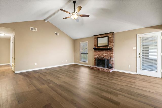 614 Circle Creek Drive, Hewitt, TX 76643