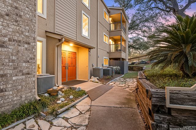 4111 Medical Dr Apt A102, San Antonio, TX 78229