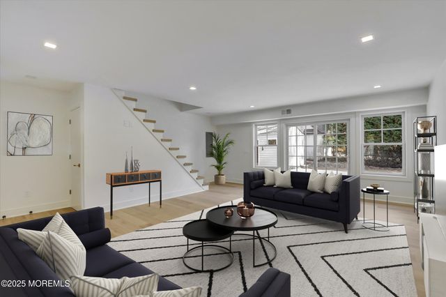 243 Woodcrest Road SUMMER, Oakhurst, NJ 07755