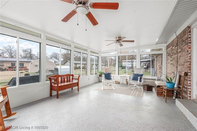 8436 Sebastian Lake Drive, Hackett, AR 72937