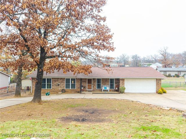8436 Sebastian Lake Drive, Hackett, AR 72937