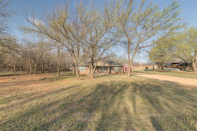 1581 Laura Meadows Drive, Blanchard, OK 73010