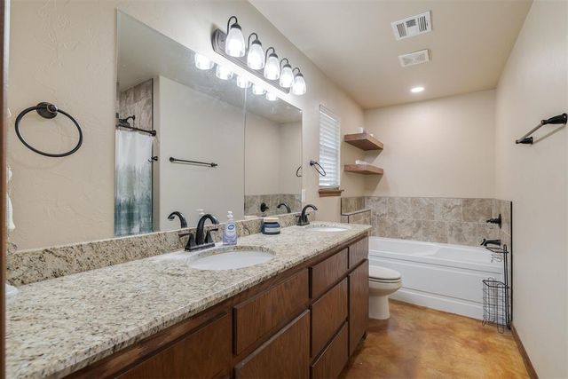 1581 Laura Meadows Drive, Blanchard, OK 73010